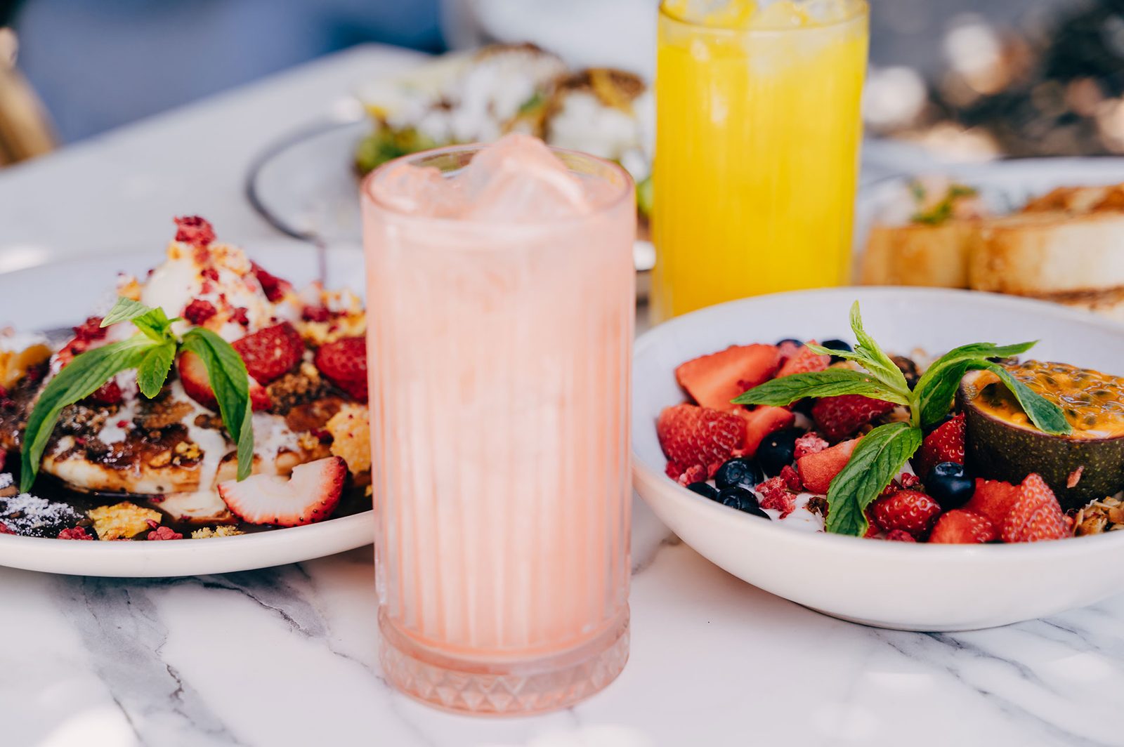Breakfast bowls and fresh juice