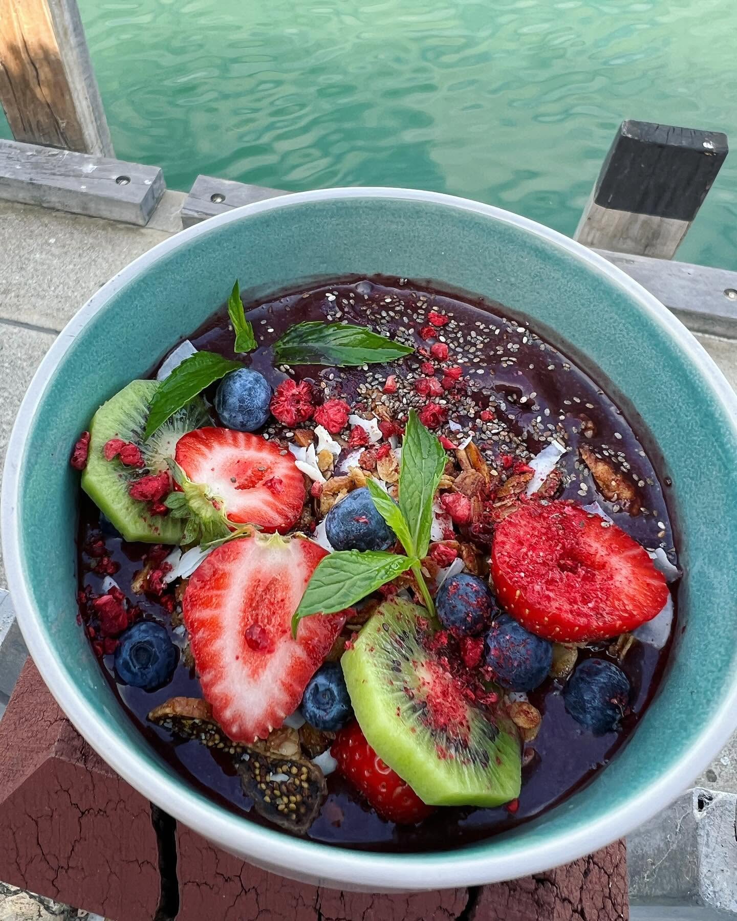 Acai bowl on the marina